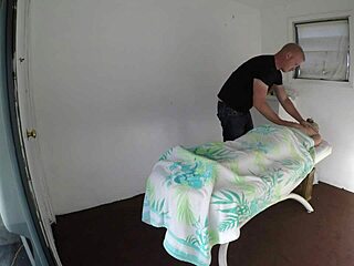 Kristi love, give me that amazing feet massage and make me cum!