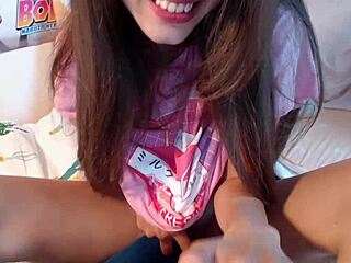 Christine Gets HORNY and SQUIRTS on Webcam Solo