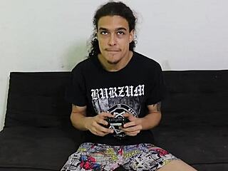 Hermanastra Quiere Las Llaves Del Auto Para Salir Con Sus Amigos Y Poder Tener Una Noche Loca -porno En Espa�ol-