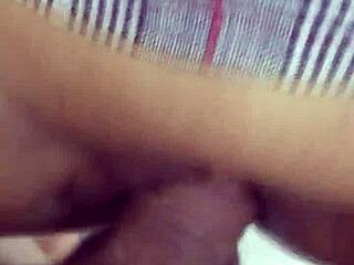 Thai brunette whore rides big cock and cums outside