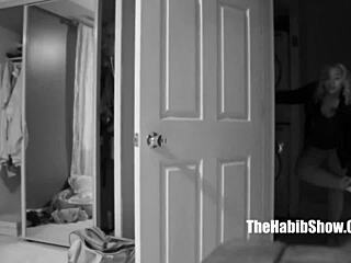 Layla Red Feels Her Juicy Booty Bounce In Ghetto Reality