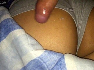 Punheta and gozada on the ass, part 3!