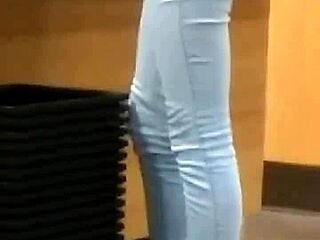 teen's candid ASS in tight JEANS!