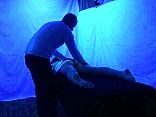 Gigi Breeze enjoys a relaxing blacklight massage session