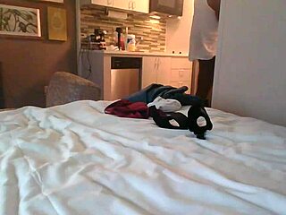 damn, queen jazzy21 at time square marriott, part 2, showing that big ebony ass off