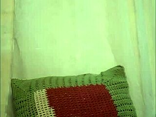 She loves being a vacancy - 18-year-old brunette latina with big ass