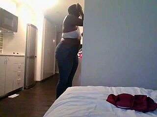 damn, queen jazzy21 at time square marriott, part 2, showing that big ebony ass off