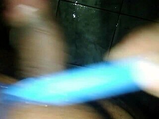 Eu No Banheiro Masturbation