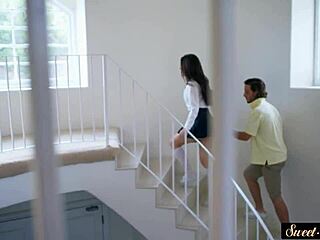 Bigbooty stepmom fucked from behind 😏