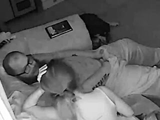 man, her bubble butt woke up to my fingers and climaxed!