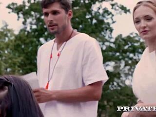 Nicole Love and Dominica Phoenix get dicked in anal threesome