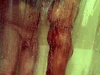 Mandeezy4u2, Watch Me Shower and Masturbate My Tits!