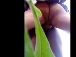 Fodenu com Amigo Travesti na Rave no Mato!