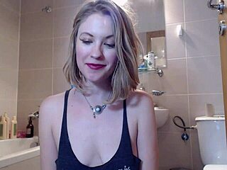 I'm teasing you with my sexy blonde ass