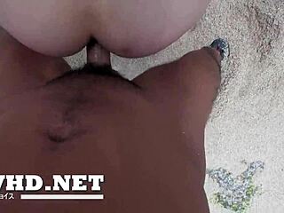 Watch this pussy blowjob