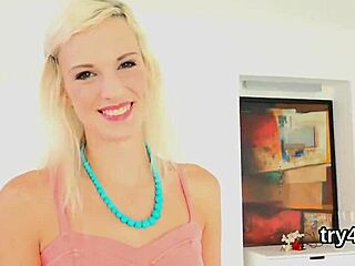 Natural Sweetie Blows Cock in POV and Gets Narrow Quim Screwed!