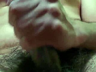 I am a hot queretano escort extracting milk in hotel