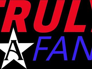 Giggles Masturbates Alone With Wand