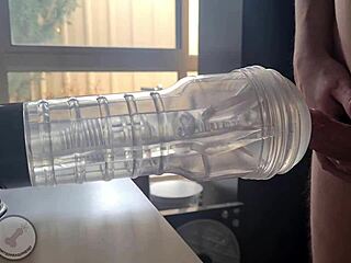 Man, I’m Addicted to Pounding My Fleshlight Hard