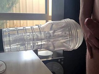 Man, I’m Addicted to Pounding My Fleshlight Hard