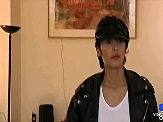 Asian brunette and lookalike fucked alternately in threesome