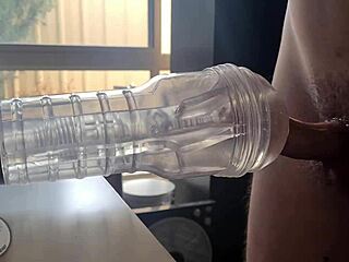 Man, I’m Addicted to Pounding My Fleshlight Hard