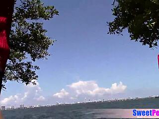 i'm a latina teen footballer suckin' coach's big balls