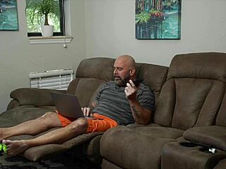 Ghostface fucker gives halloween surprise in pov doggystyle 😈