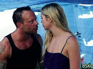 babe in mmf threesome with blowjob