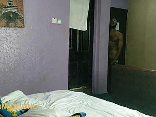 sweet jazmine squirting everywhere, messing up my bedroom! 💦