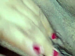 Vem gozar no meu cuzinho safadinho - punheta guiada