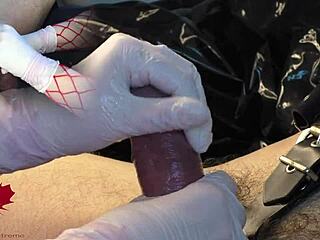 Mistress Makes Me Cum With Gloves!