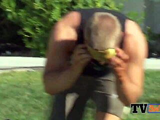 Swinger couples connect sexually with experienced couple in group 😏