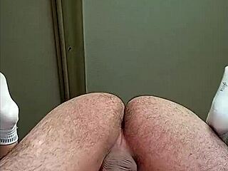 hot girlfriend begs me to fuck her 😏