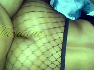 safada rebolando o cu no meu pau com big natural tits e anal