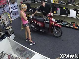 Amateur couple engages in rough fucking and sucking for cash rewards