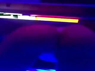 Booty compilation 2 with dancing big asses.