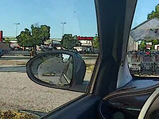 I gave my milf a risky public handjob in the car