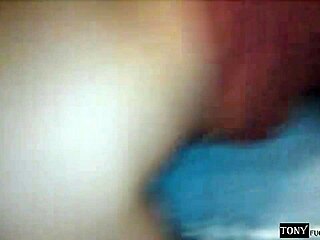 Mexican girlfriend's anal slip-up during homemade fun