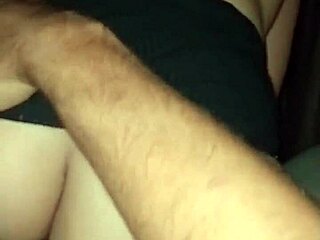 Cunhada safada continuou sentando mesmo depois de ter levado gozada na buceta?