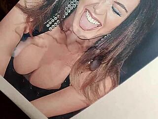 Got a hot tribute for Katy Perry's amazing boobs, wanna see?