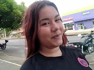 Milf gives massage ending in incredible doggystyle fucking