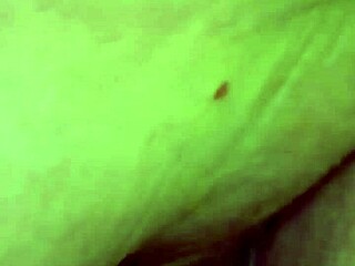 brunette milf with big natural tits in update session