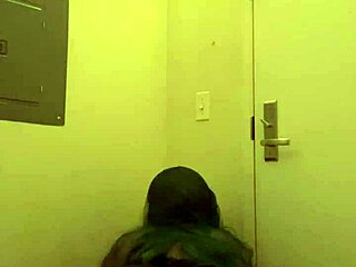 i'm shaking my big ass for you this new year