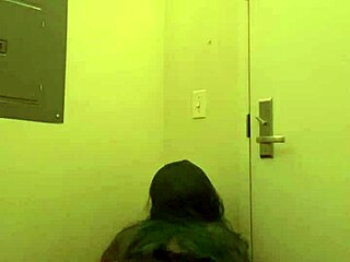 i'm shaking my big ass for you this new year