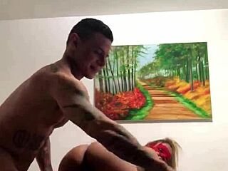 Colombian teen 18+ featured in video