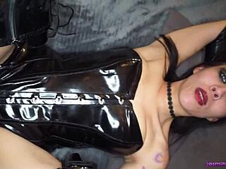 Unbelievable! Jasmine Dark snorts cum and licks toilet in extreme latex domination!