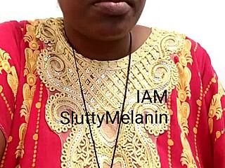 i enjoy watching ebony milf in q 3