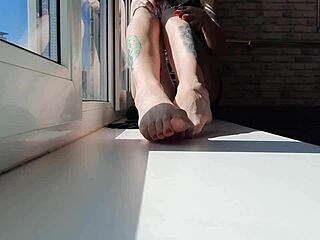 Dominatrix Nika's Sweet Feet Are For Lovers Who Dream Of Licking Every Toe