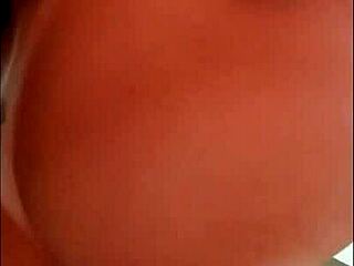 Ruiva Rabuda Senta No Consolo Abrindo A Bucetinha E Goza Gostoso - Completo No Red